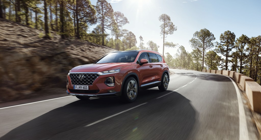 Hyundai Santa Fe.