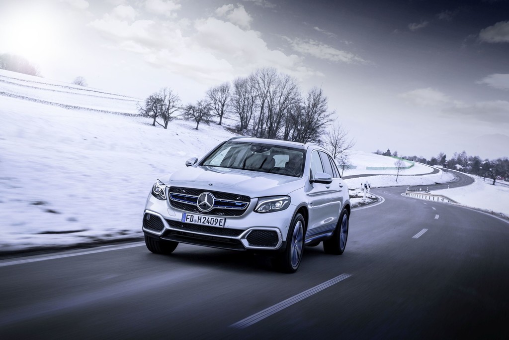 Mercedes-Benz GLC F-Cell.