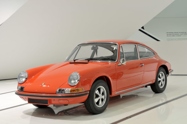 Porsche 915.