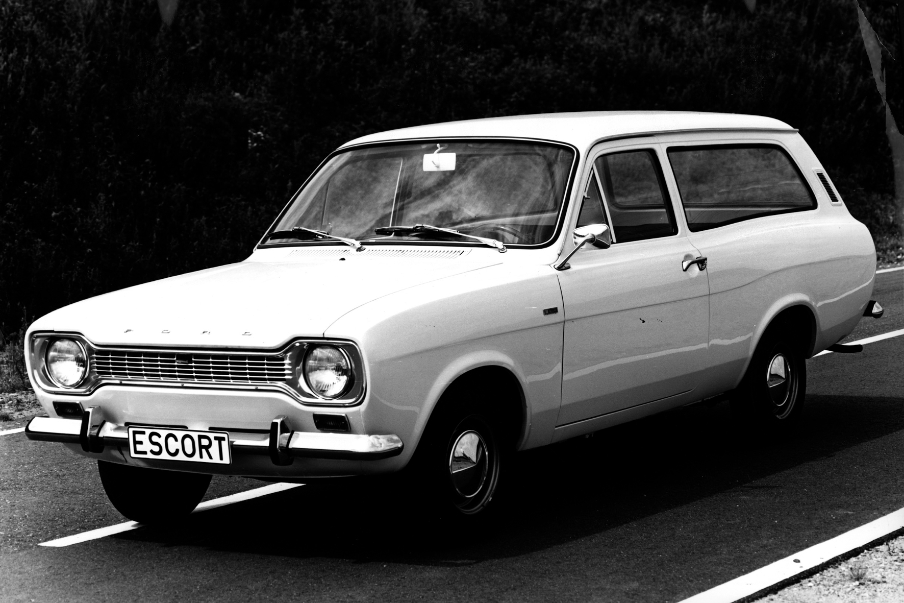 Ein Ford Escort Turnier der ersten Generation, ebenfalls aus dem Premierenjahr 1968.
