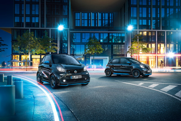 Smart will nun in Genf ein Zeichen setzen und bringt die ersten Serienfahrzeuge der Mercedes-Benz Cars EQ Familie mit.