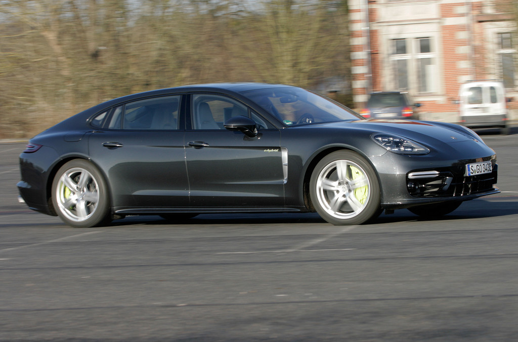 Porsche Panamera E-Hybrid Executive.