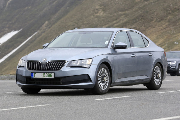 Skoda Superb.