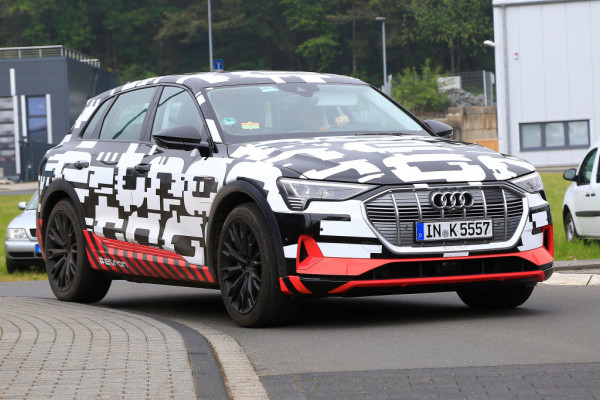 Audi e-Tron Quattro.