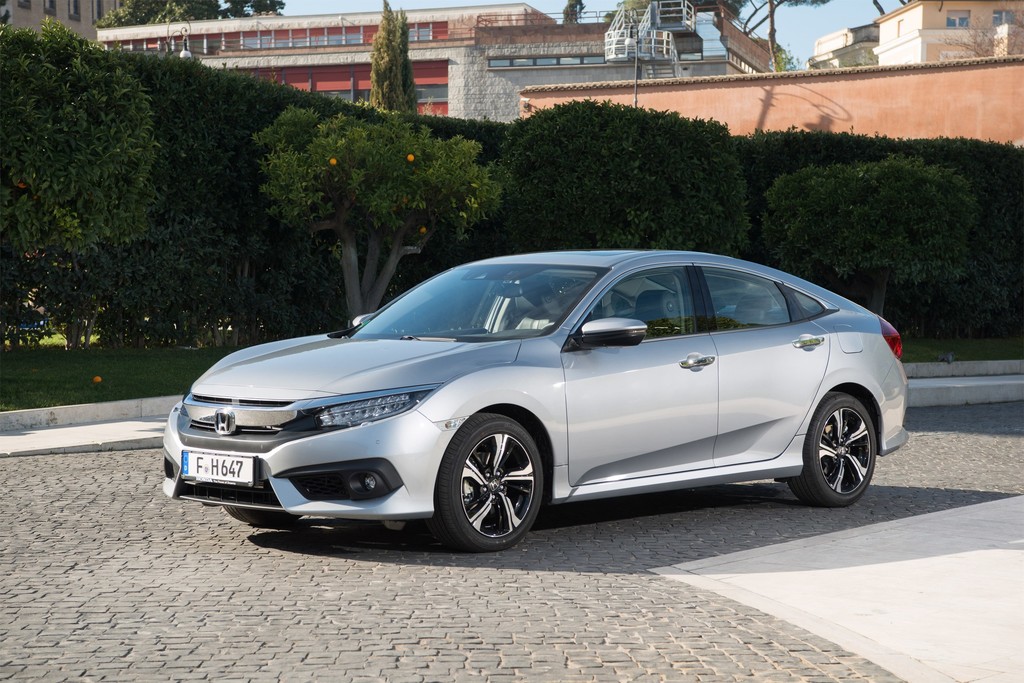 Honda Civic Limousine 1.6 i-DTEC.