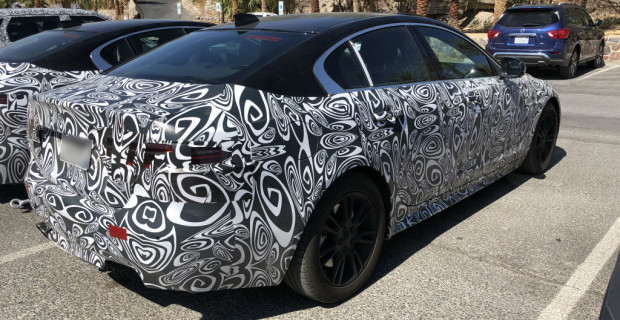 Jaguar XE.