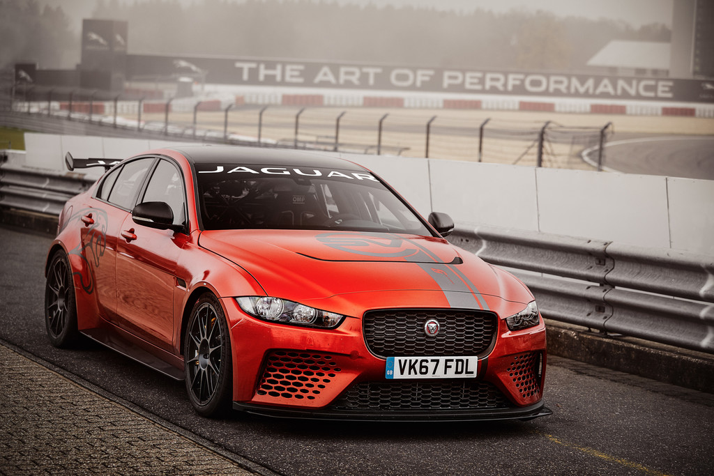 Jaguar XE SV Project 8.
