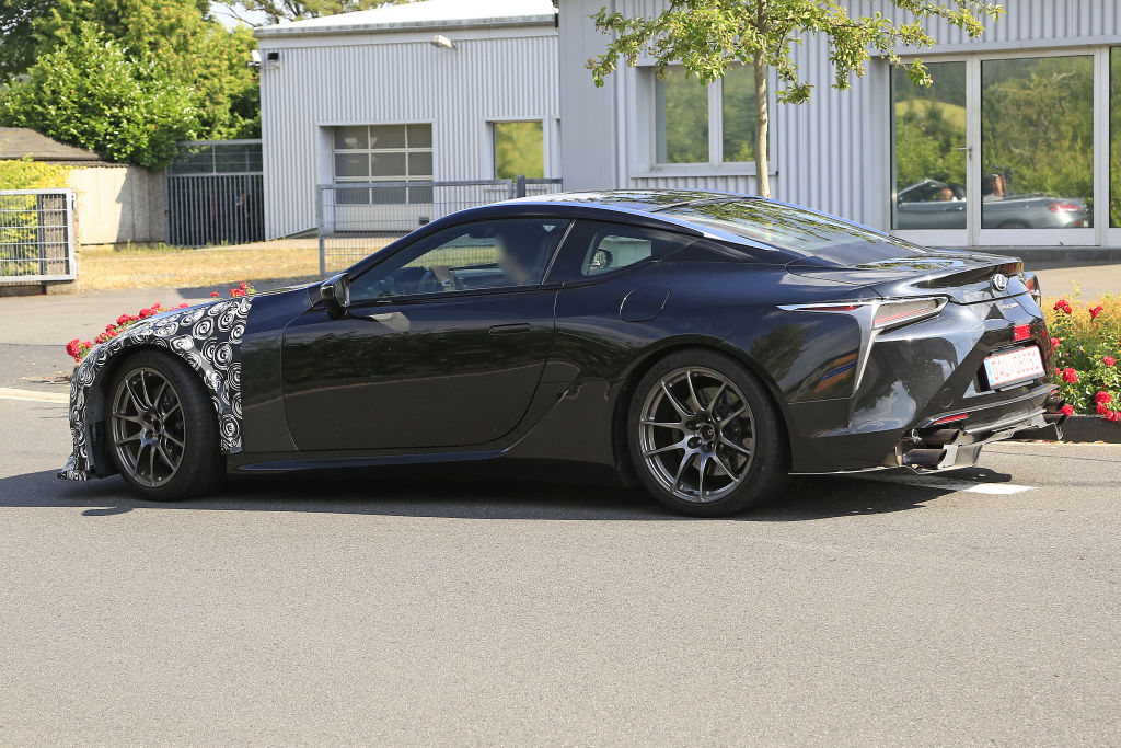 Lexus LC-F.
