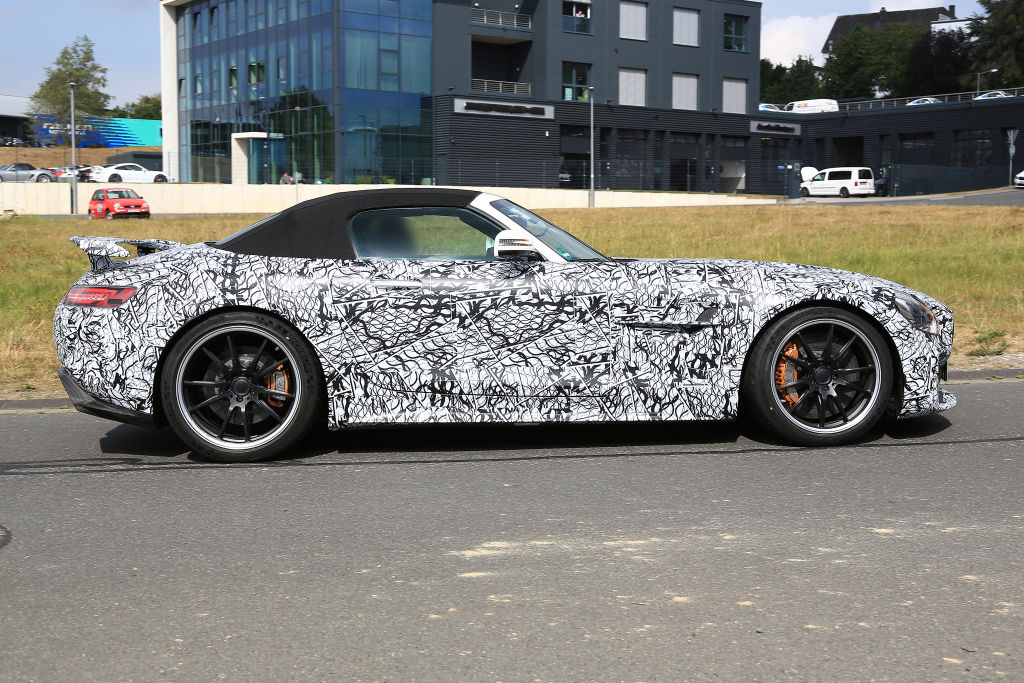 Mercedes-AMG GT R Roadster.
