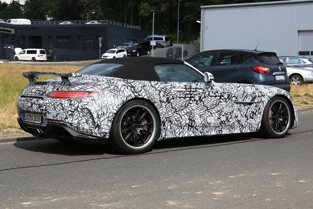 Mercedes-AMG GT R Roadster.