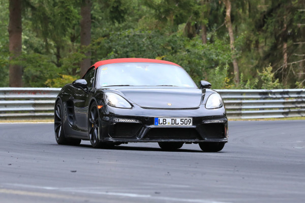 Posche Boxster Spyder.