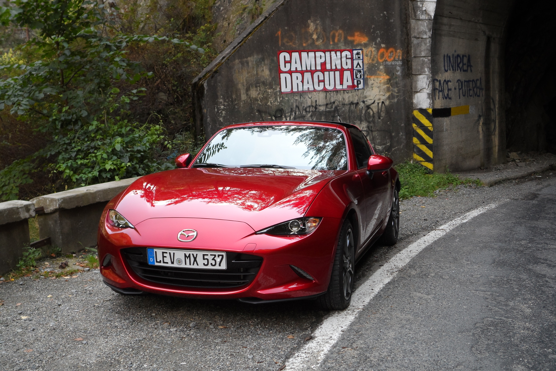 Der Mazda MX-5 zeigt in der Heimat Dra