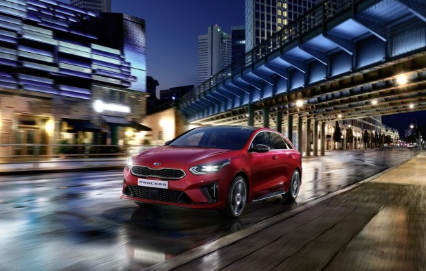 Kia Pro Ceed.