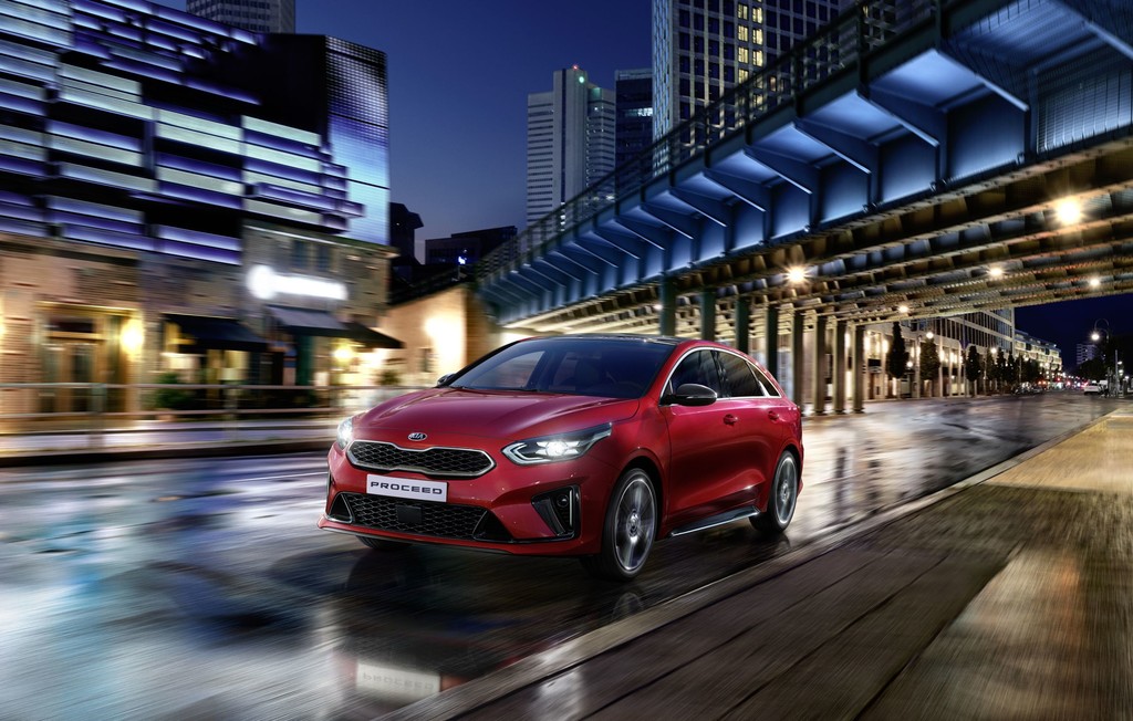 Kia Pro Ceed.