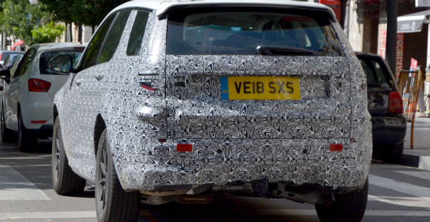 Land Rover Discovery Sport.