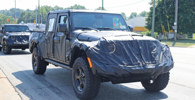 Jeep Scrambler Pickup Erlkönig.
