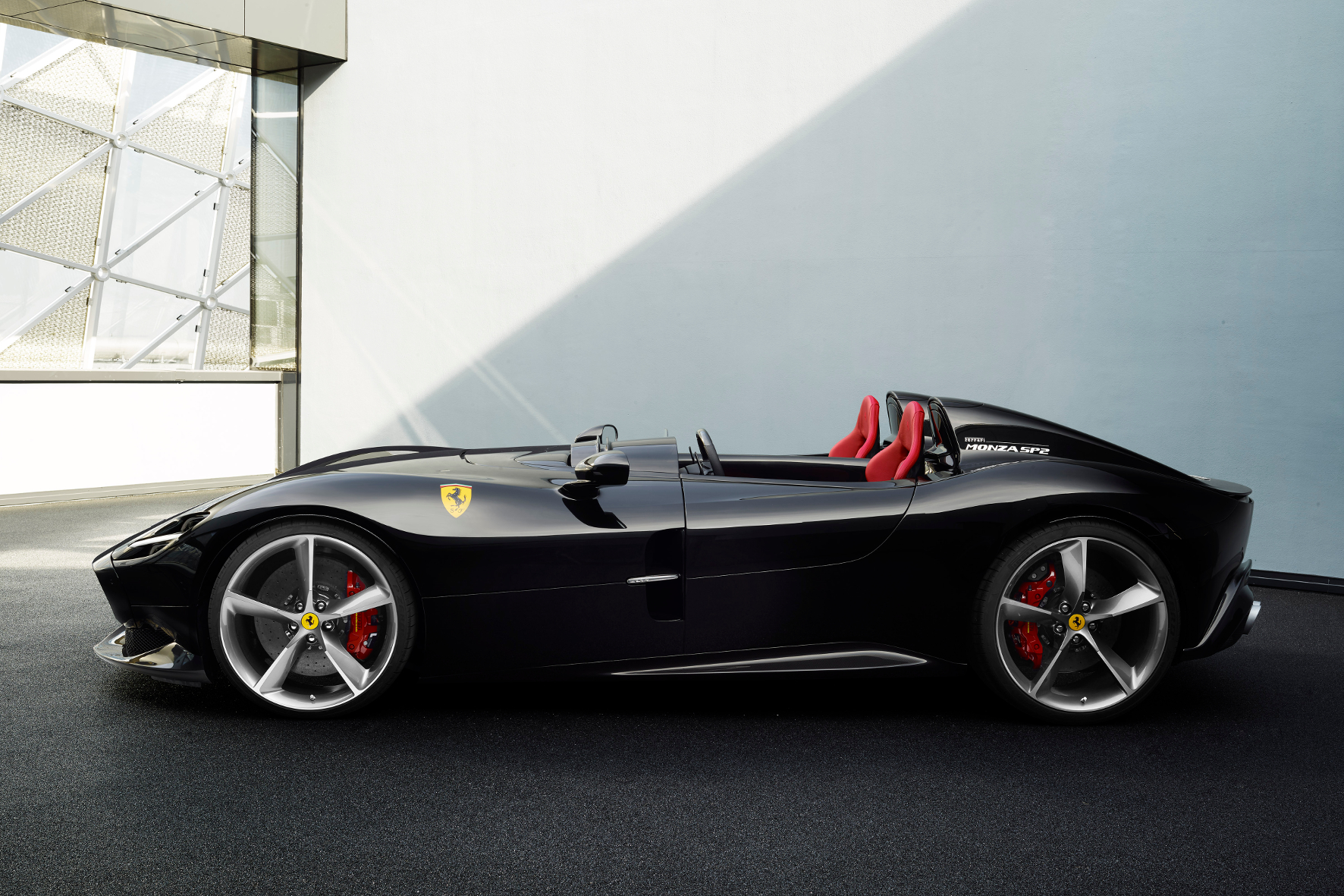 Geradlinig und auf Aerodynamik getrimmt: die Karosserie des Monza SP2.