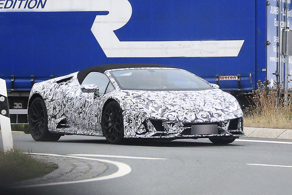 Lamborgini Huracan Spyder.