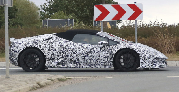 Lamborgini Huracan Spyder.