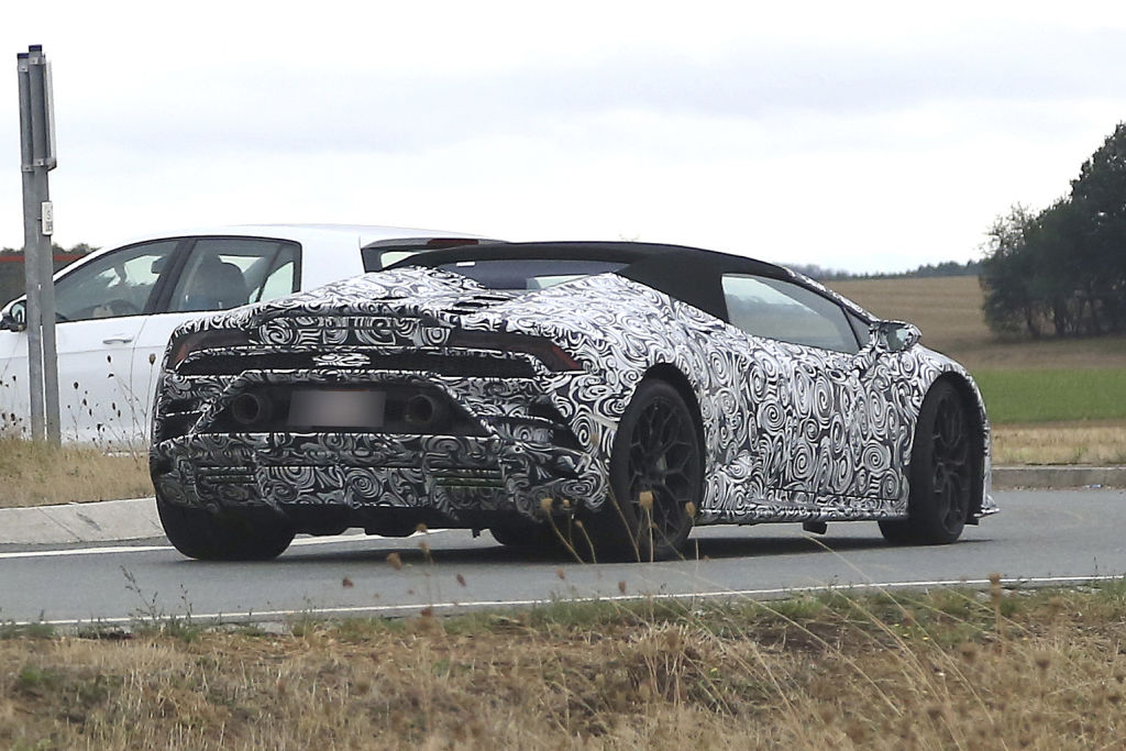 Lamborgini Huracan Spyder.