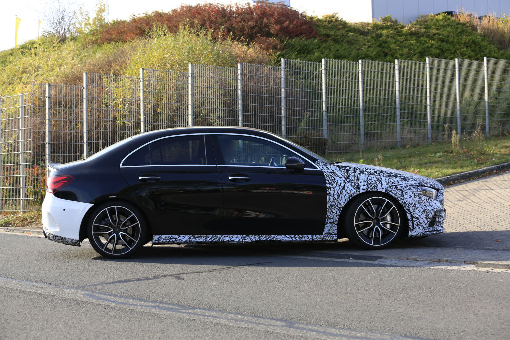 Mercedes-AMG A35.
