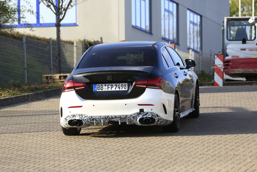 Mercedes-AMG A35.