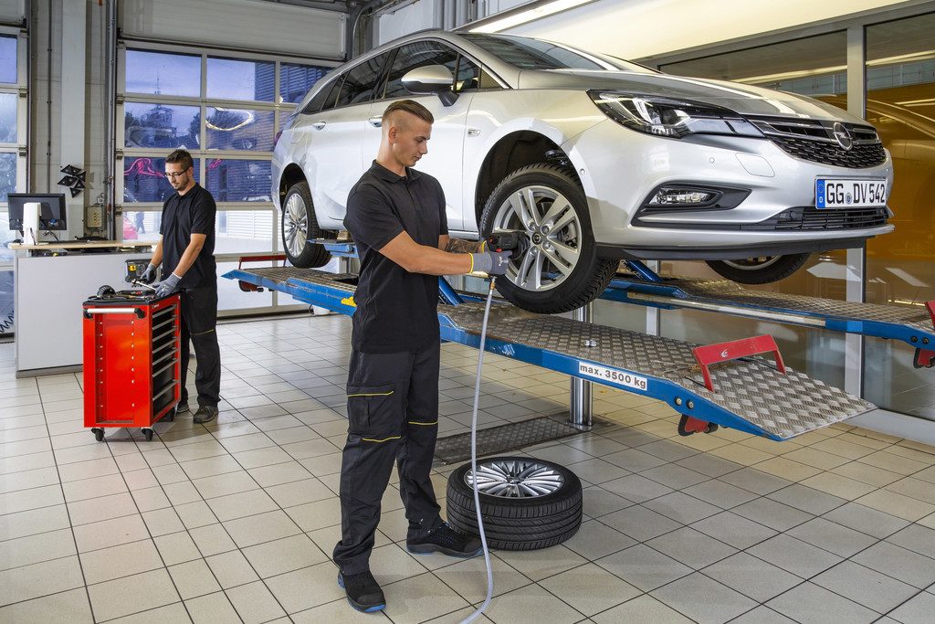 Reifenservice | Alles über Autoreifen im Reifen-Lexikon | Auto.de